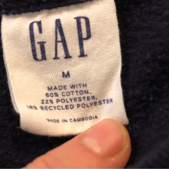 Gap Logo Sweatshirt - Picture 3 of 4